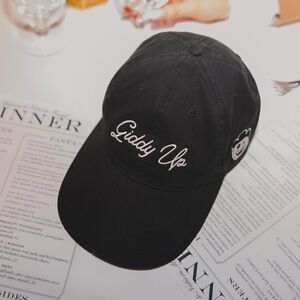 Ariat x milton menasco giddy up black baseball hat